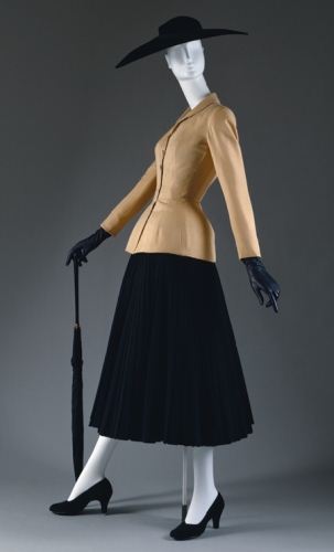 Bar suit and jacket, spring/summer 1947  © The Metropolitan Museum of Art