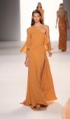 elie-saab-rtw-ss2012_25