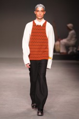 Knitting trend. Grace Walles